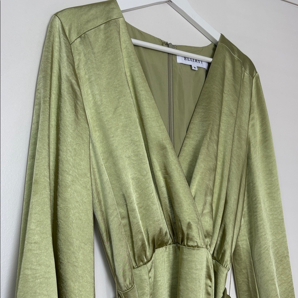 Revolve Elliatt Kai Maxi Dress in Avocado Green Size Medium - Picture 4 of 10